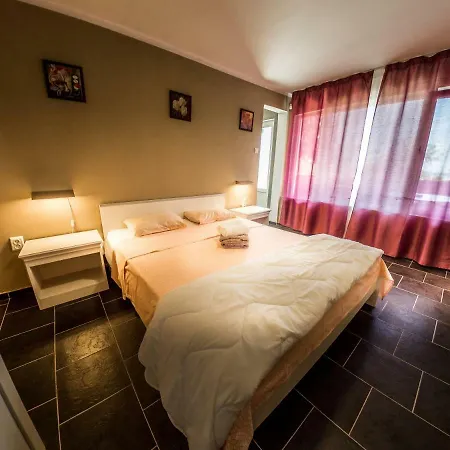 Alexander Parco vacanze