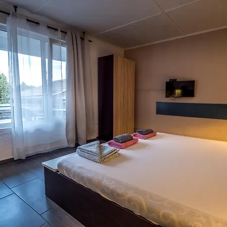Alexander Holiday park